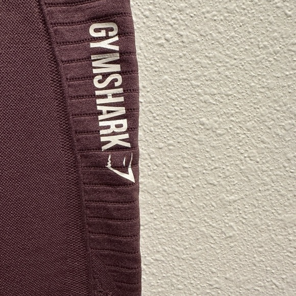 Gymshark | Energy Seamless eggplant Laser Cut Athletic Leggings small - Picture 2 of 3